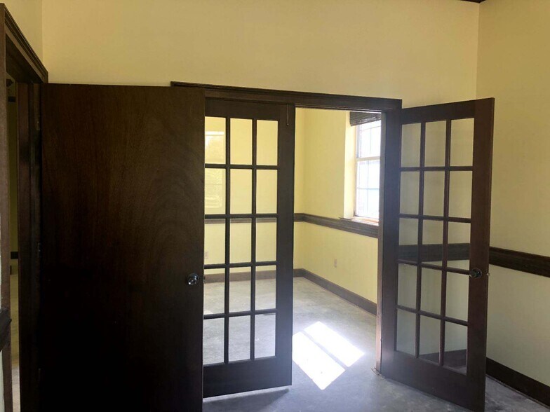 More Photos Of 1103 N Laura St, Jacksonville Medical For Lease