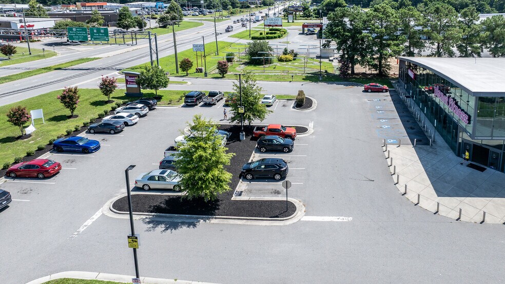 More Photos Of 4050 W Vernon Ave, Kinston General Retail For Sale