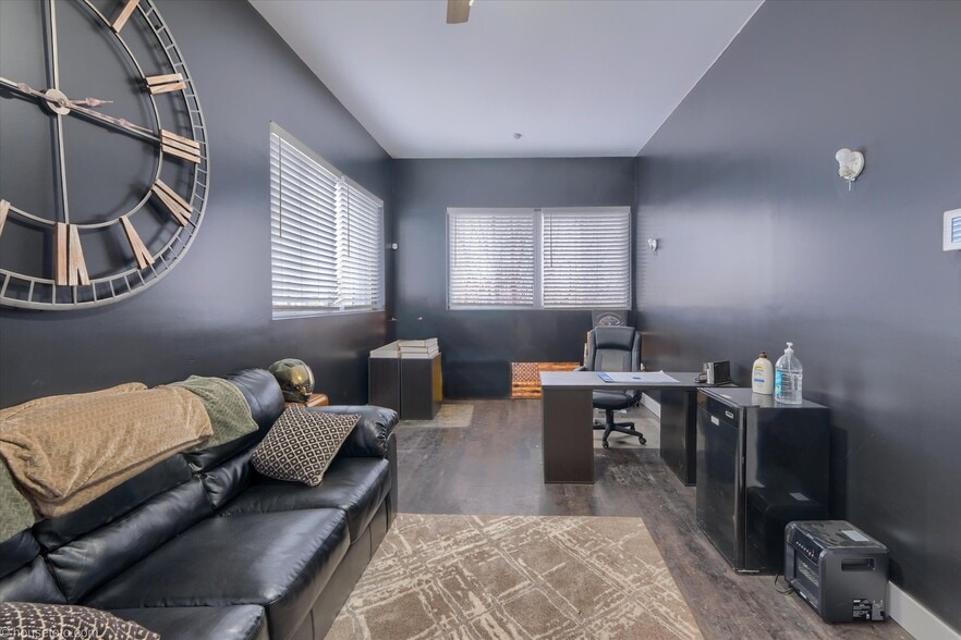 More Photos Of 5482 Miller Rd, Swartz Creek Auto Repair For Sale