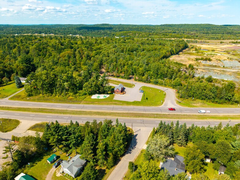 More Photos Of 162 Heritage Dr, Negaunee Freestanding For Sale