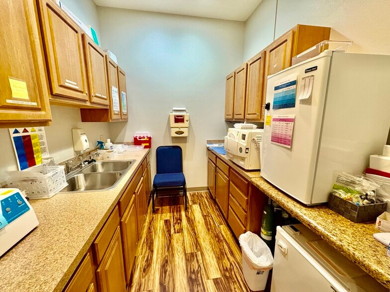 More Photos Of 24420 State Road 54, Lutz Medical For Lease