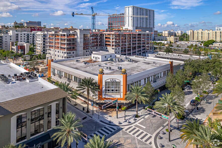 More Photos Of 400 Clematis St, West Palm Beach Loft Creative Space For Lease