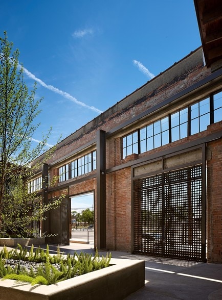 More Photos Of 203 E Jones Ave, San Antonio Office For Lease