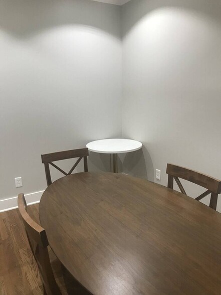 More Photos Of 3304 N State St, Jackson Loft Creative Space For Lease