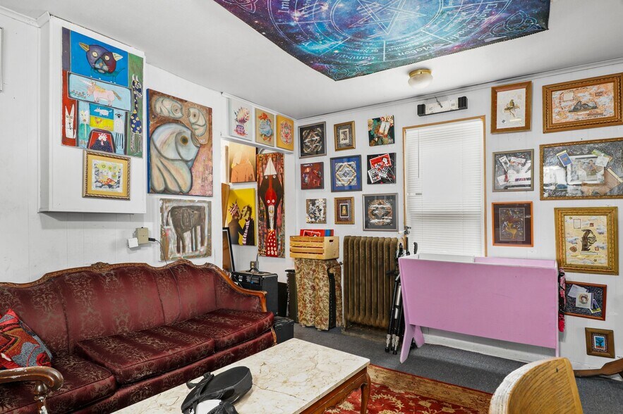 More Photos Of 2118 Atwood Ave, Madison Storefront For Sale