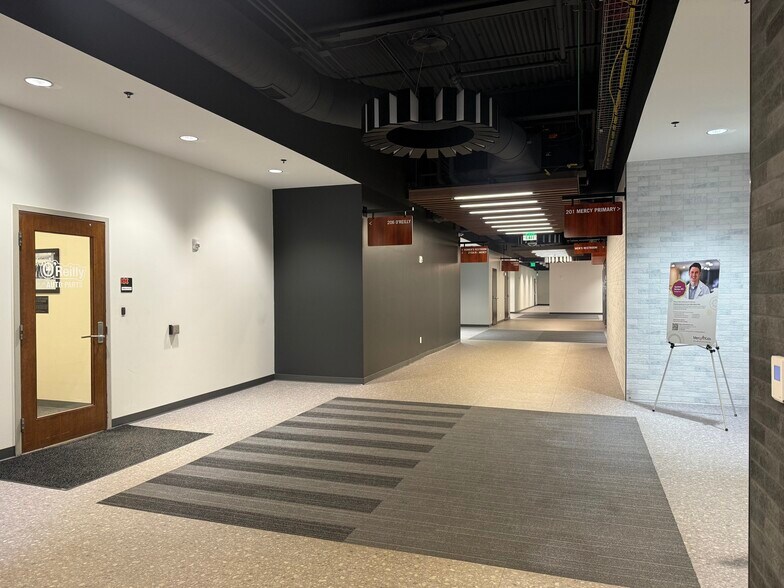 More Photos Of 3253 E Chestnut Expy, Springfield Office For Sale