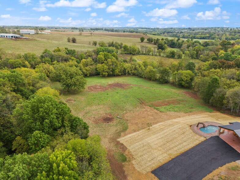 More Photos Of 801 Curry pike, Harrodsburg Land For Sale