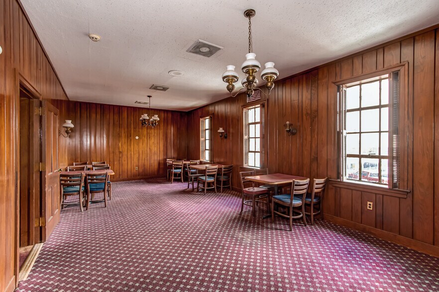 More Photos Of 15 7th St, Augusta Restaurant For Sale