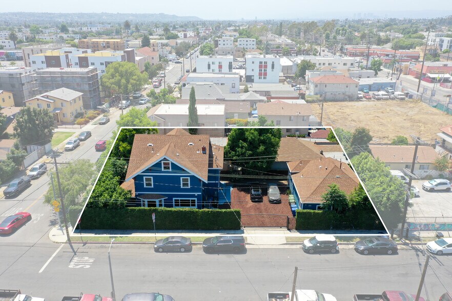 More Photos Of 1327 W 35th St, Los Angeles Apartments For Sale