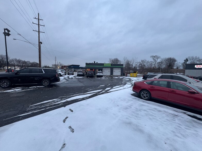 Primary Photo Of 36320 S Gratiot Ave, Clinton Township Auto Dealership For Sale