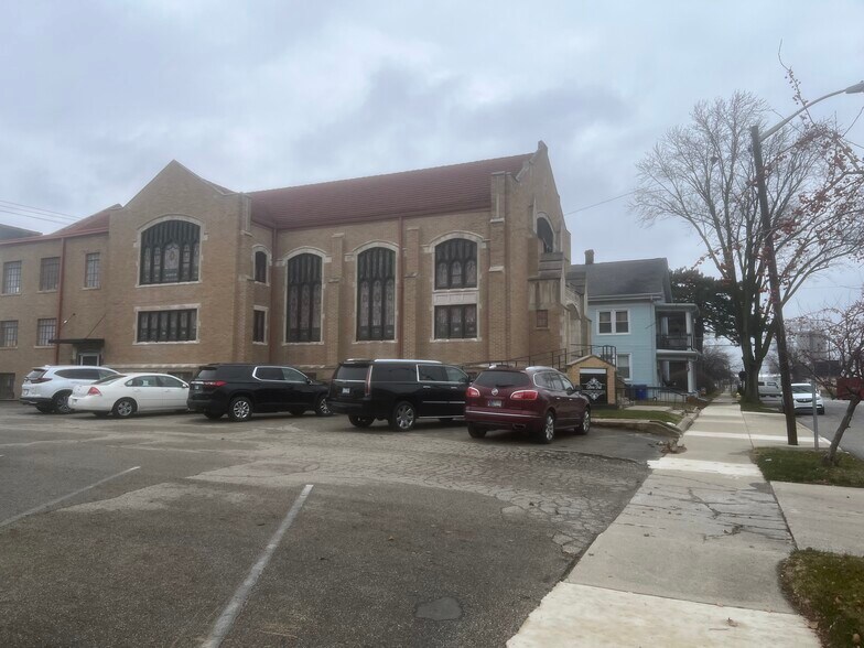 More Photos Of 507 N Union St, Kokomo Specialty For Sale