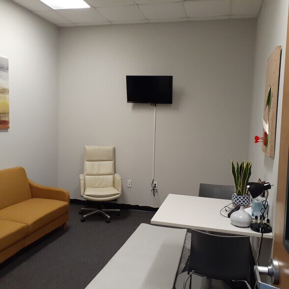 More Photos Of 1550 Senoia Rd N, Tyrone Warehouse For Lease