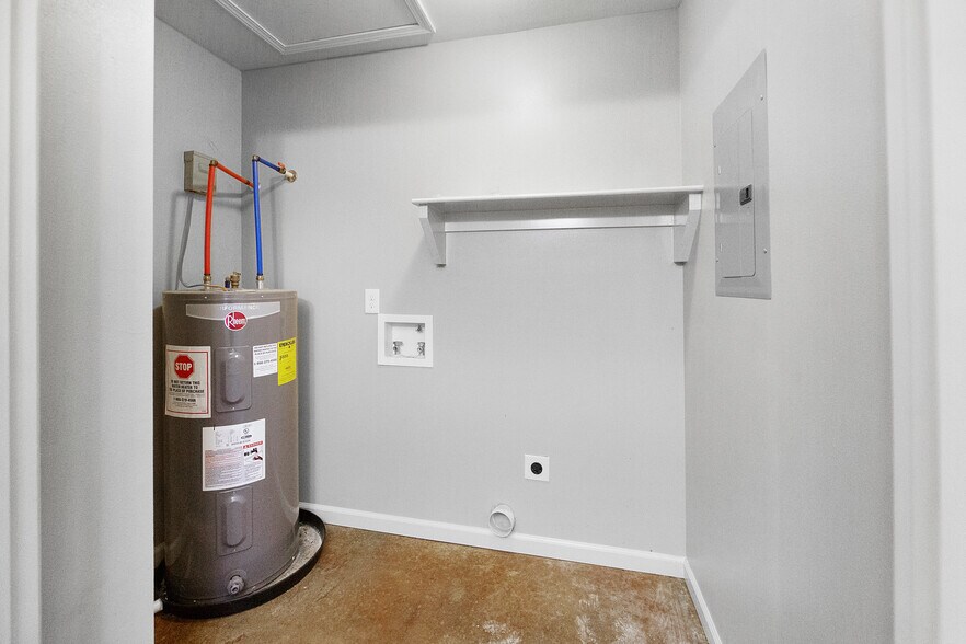 More Photos Of 3515 Harrison St, Batesville Apartments For Sale