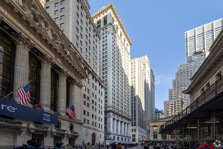 More Photos Of 14 Wall St, New York Office For Sale