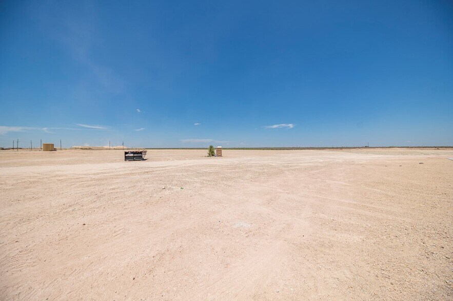 More Photos Of 16690 W Basin St, Odessa Industrial For Sale