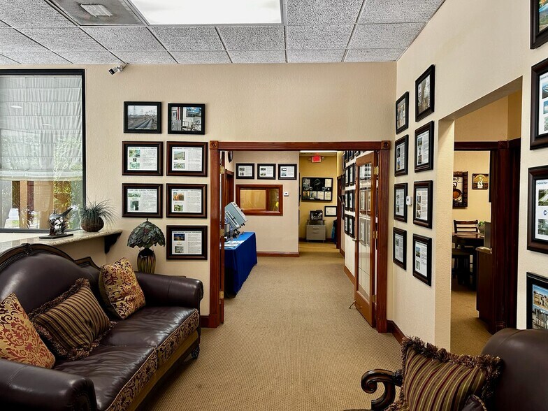 More Photos Of 8767 N 115th Ave, Largo Flex For Sale