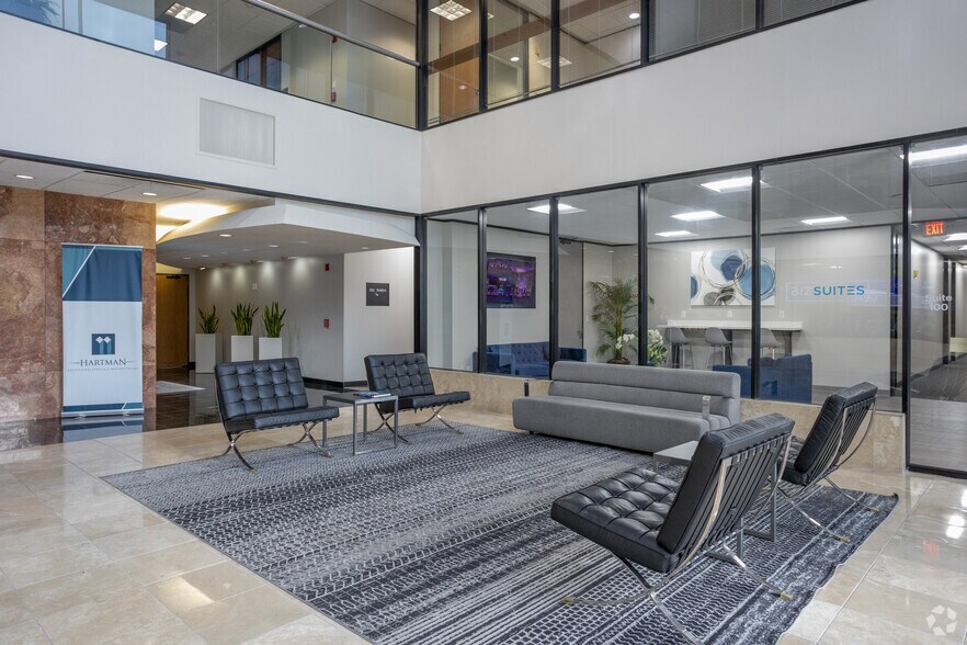 More Photos Of 1001 S Dairy Ashford Rd, Houston Office For Lease