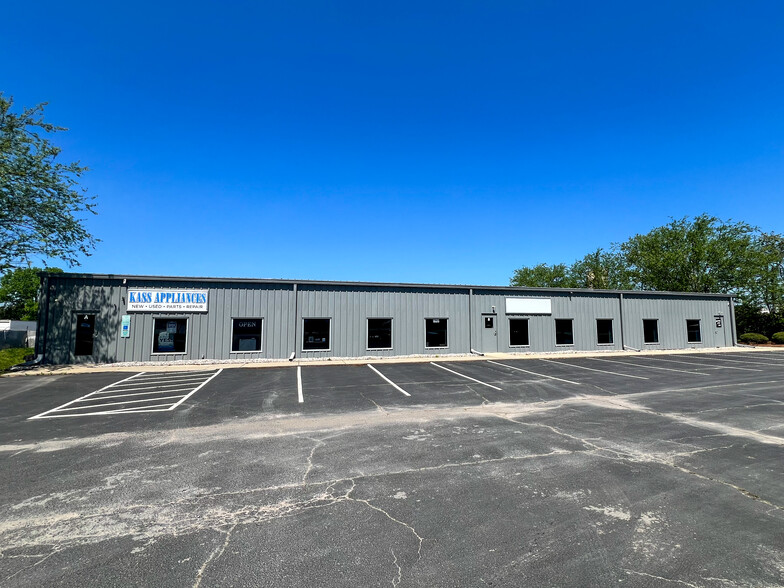 Primary Photo Of 1635 Morgan Mill Rd, Monroe Storefront Retail Office For Lease