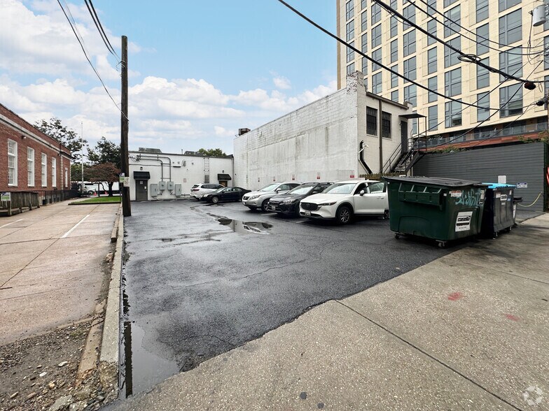 More Photos Of 8408 Georgia Ave, Silver Spring Storefront For Lease