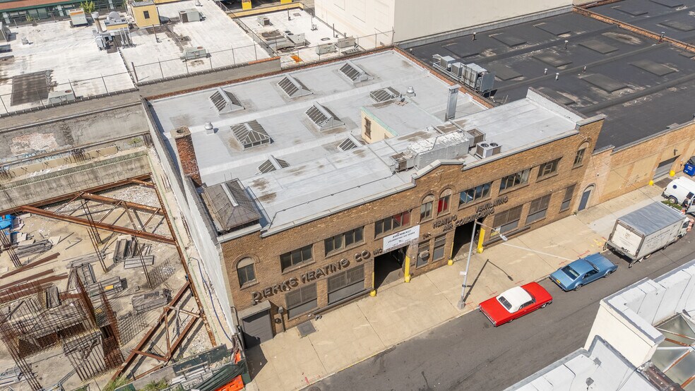 More Photos Of 4332 33rd St, Long Island City Industrial For Sale