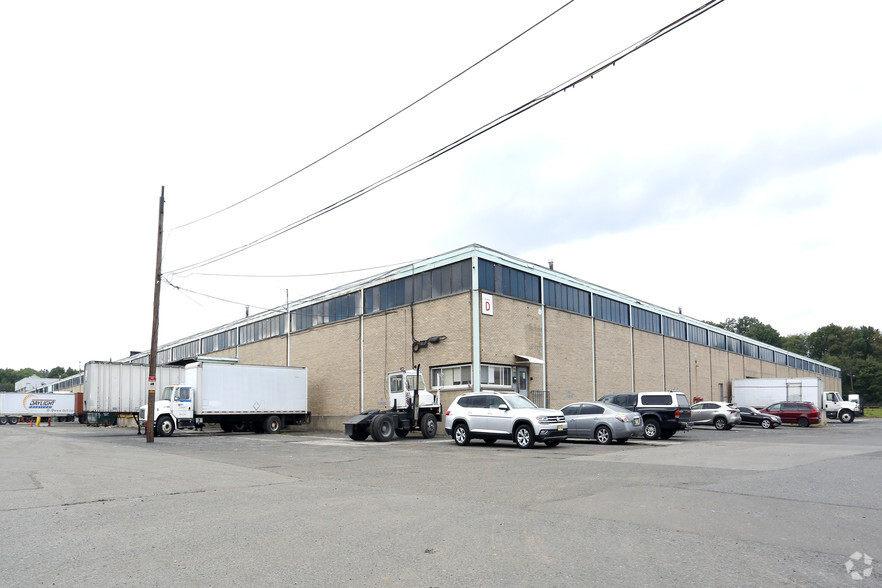 Primary Photo Of 1200 Fuller Rd, Linden Warehouse For Lease