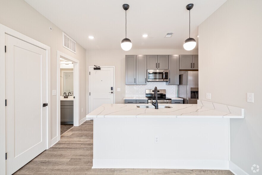 More Photos Of 4701 Forest Hill Ave, Richmond Apartments For Lease