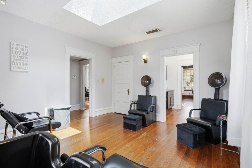 More Photos Of 2223 Herschel St, Jacksonville Office Residential For Sale