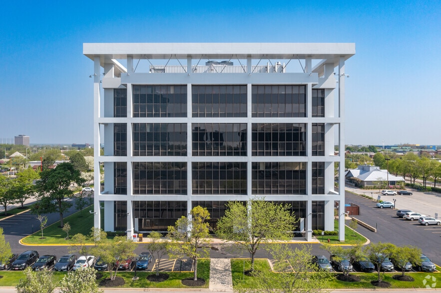 More Photos Of 1111 Plaza Dr, Schaumburg Unknown For Lease