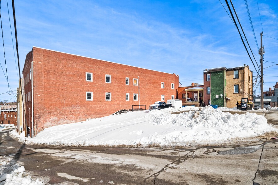 More Photos Of 2708 Brownsville Rd, Pittsburgh Apartments For Sale
