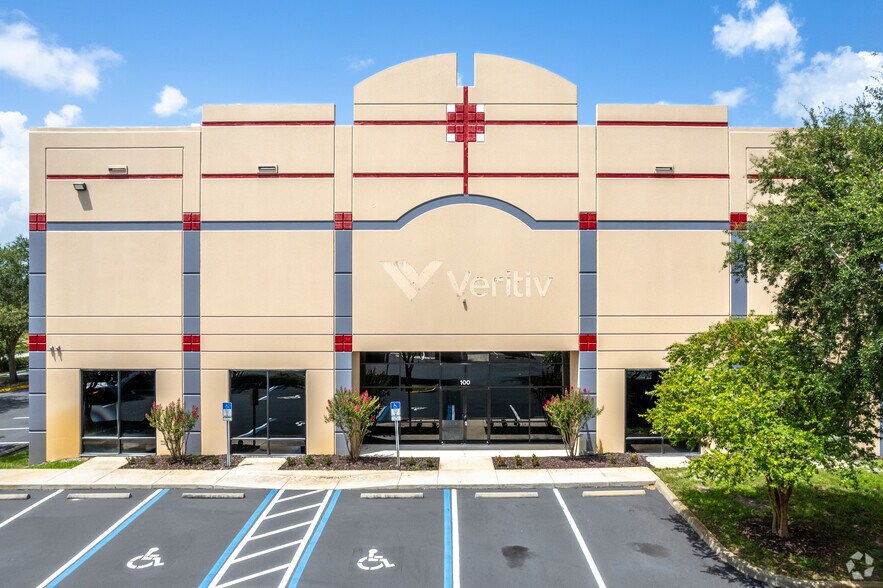 More Photos Of 6870 Firstpark Blvd, Lakeland Distribution For Lease