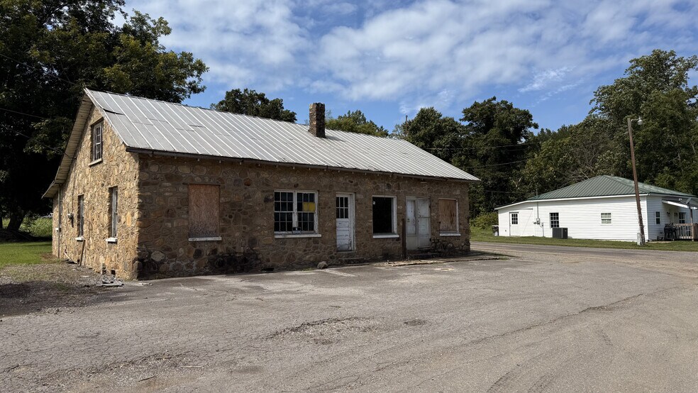 More Photos Of 41 Upper Shut In Rd, Hot Spgs, Hot Springs Freestanding For Sale