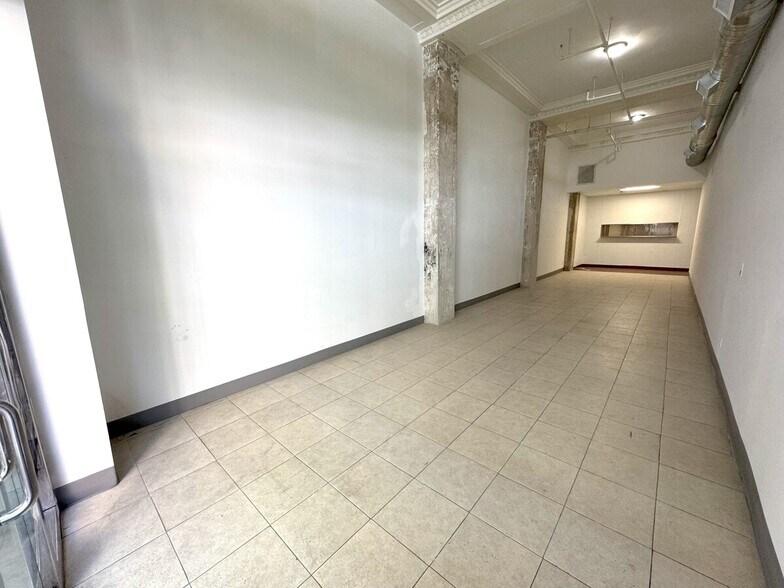More Photos Of 100-112 W 9th St, Los Angeles Office For Lease