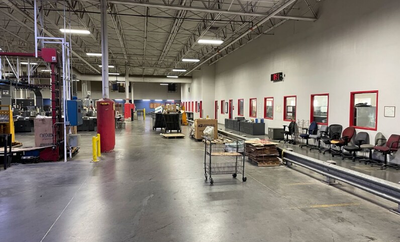 More Photos Of 11700 Dunlap Industrial Blvd, Maryland Heights Warehouse For Lease