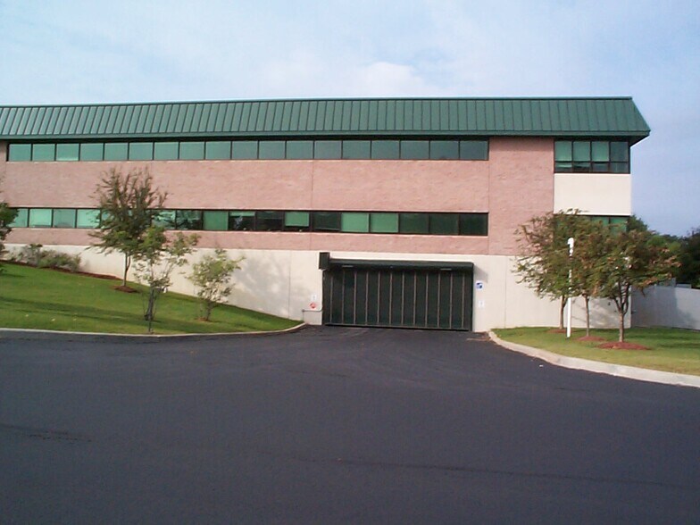 More Photos Of 855 Route 146, Clifton Park Office For Lease