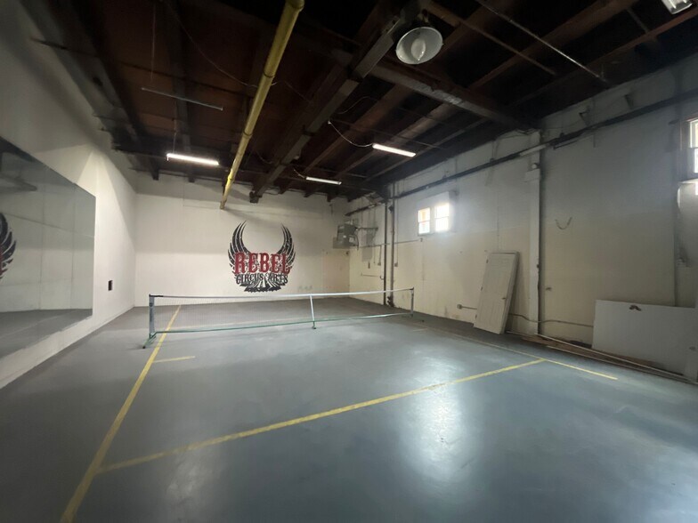 More Photos Of 2848 Chatham St, Philadelphia Warehouse For Lease
