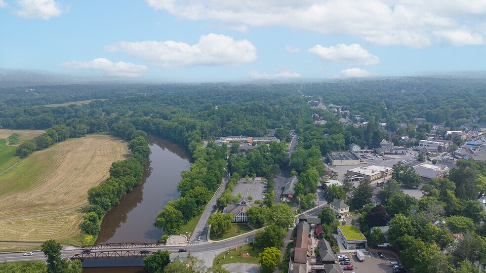 More Photos Of 3 Main St, New Paltz Restaurant For Sale