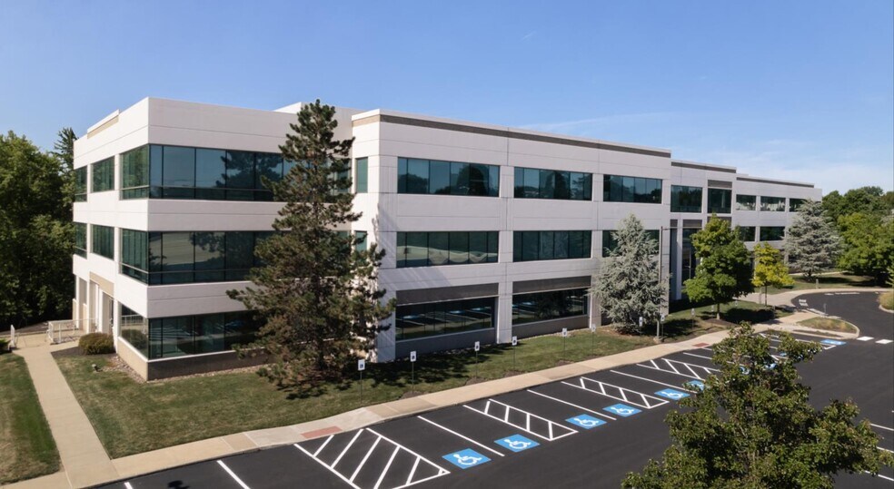 More Photos Of 5 Walnut Grove Dr, Horsham Township Office For Lease