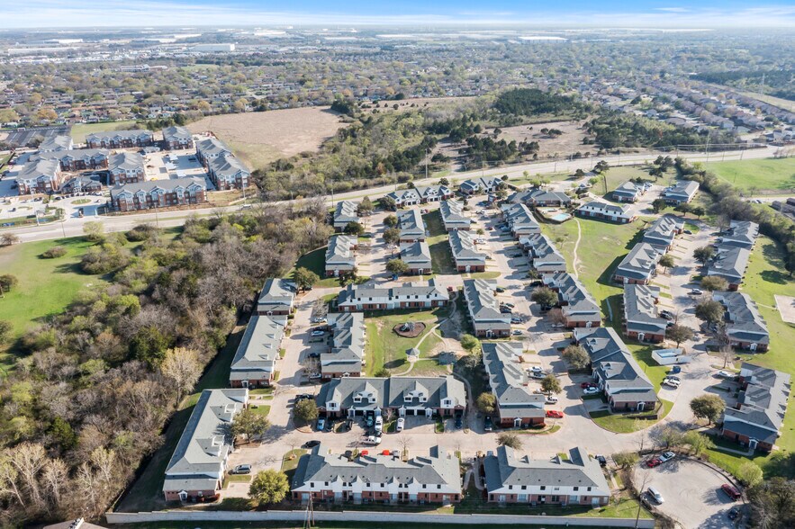 3245 Simpson Stuart Rd, Dallas, TX 75241 Apartments For Sale