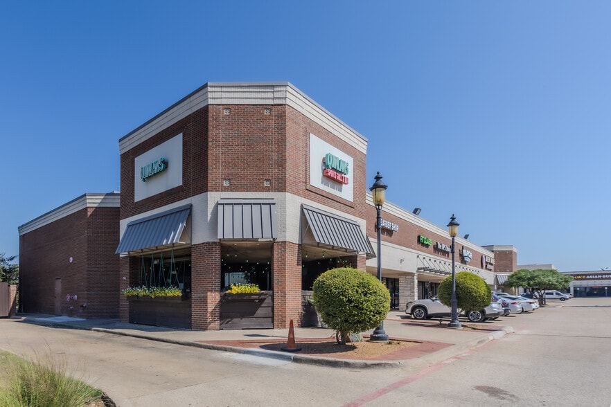 More Photos Of 2810 E Trinity Mills Rd, Carrollton Unknown For Lease