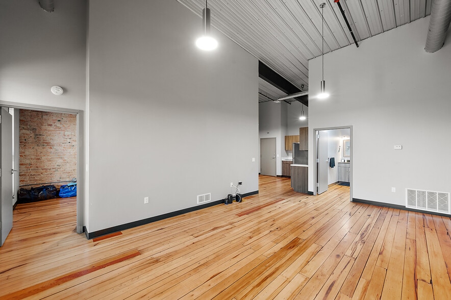 More Photos Of 112 E 3rd St, Imlay City Storefront Retail Residential For Sale