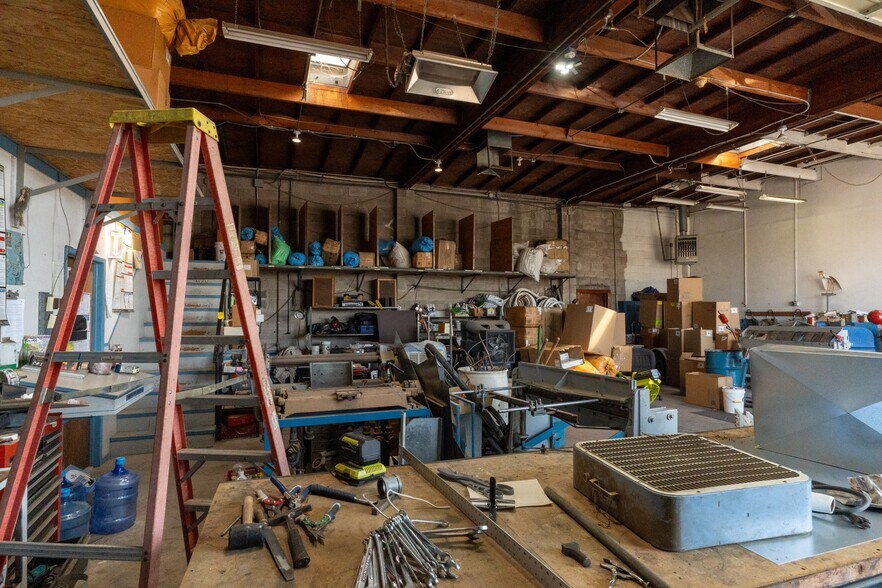 More Photos Of 2579 Atwater Blvd, Atwater Freestanding For Sale