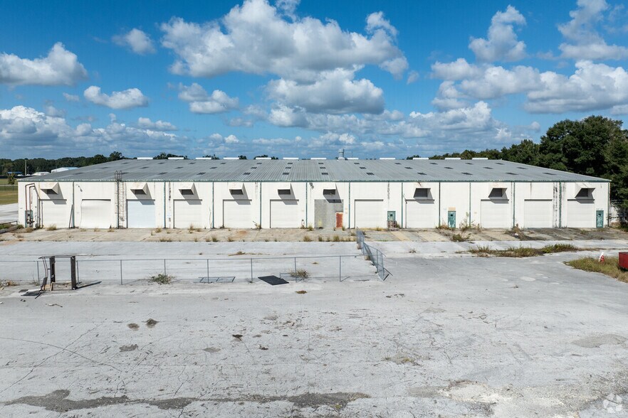 More Photos Of 5407 NW 44th Ave, Ocala Manufacturing For Sale