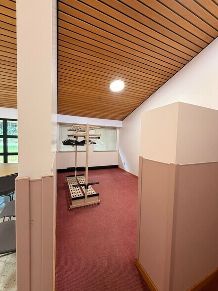 More Photos Of 5 Wally Krueger Way, Bridgewater Daycare Center For Lease