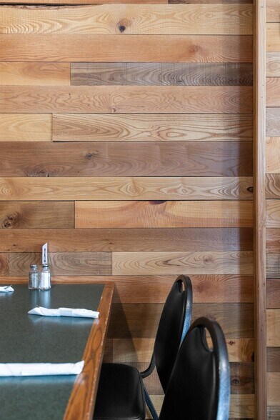 More Photos Of 1027 S Main St, Oshkosh Restaurant For Sale