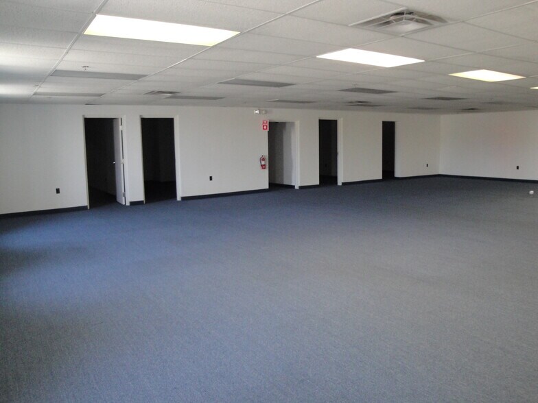 More Photos Of 2554 Needmore Rd, Dayton Warehouse For Lease