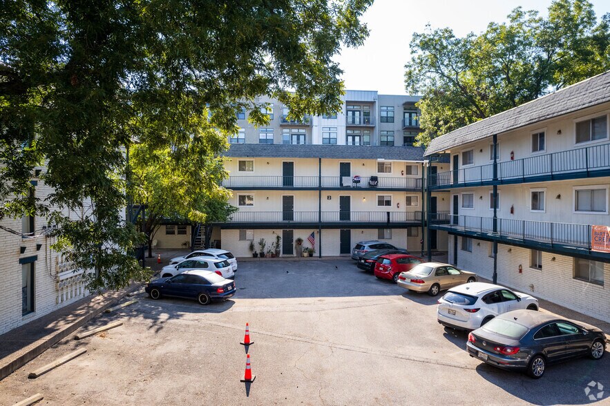 More Photos Of 1725 Toomey Rd, Austin Apartments For Sale