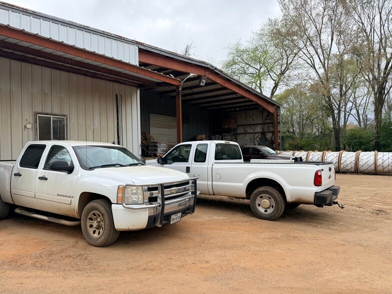 Primary Photo Of 700-702 E Cherokee St, Jacksonville Flex For Sale