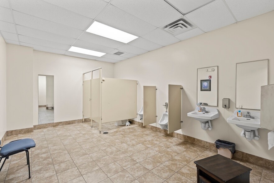 More Photos Of 4700 Isenhour Rd, Kannapolis Religious Facility For Sale