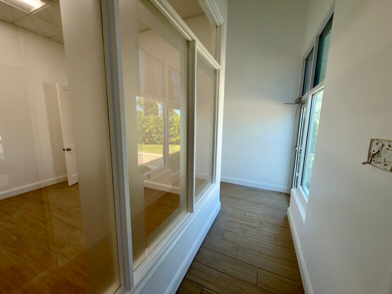 More Photos Of 36164 Emerald Coast Pky, Destin Freestanding For Lease