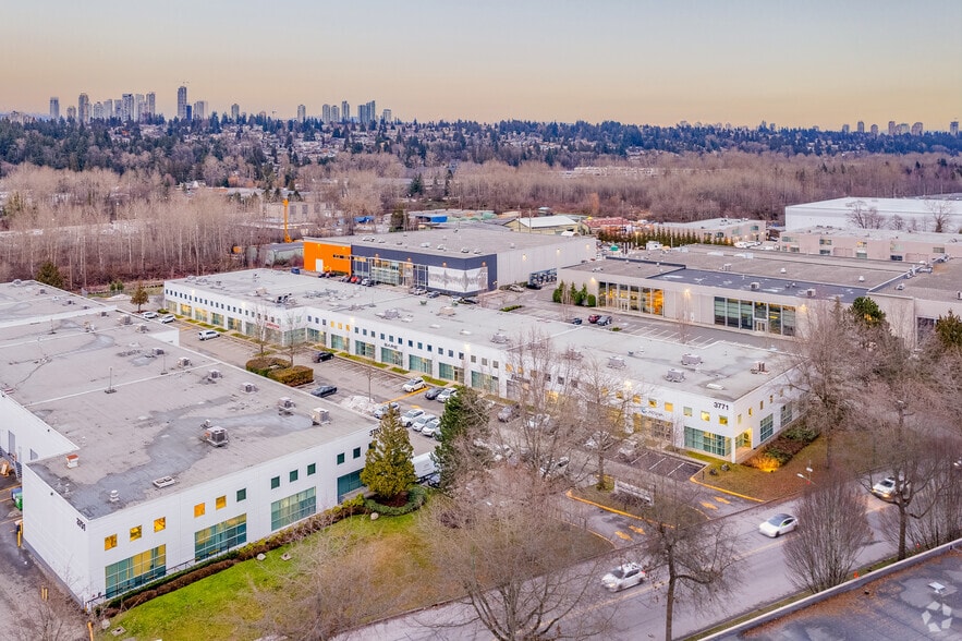 More Photos Of 3771 N Fraser Way, Burnaby Warehouse For Lease